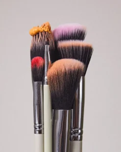 05 Eyebrow & Liner Brush