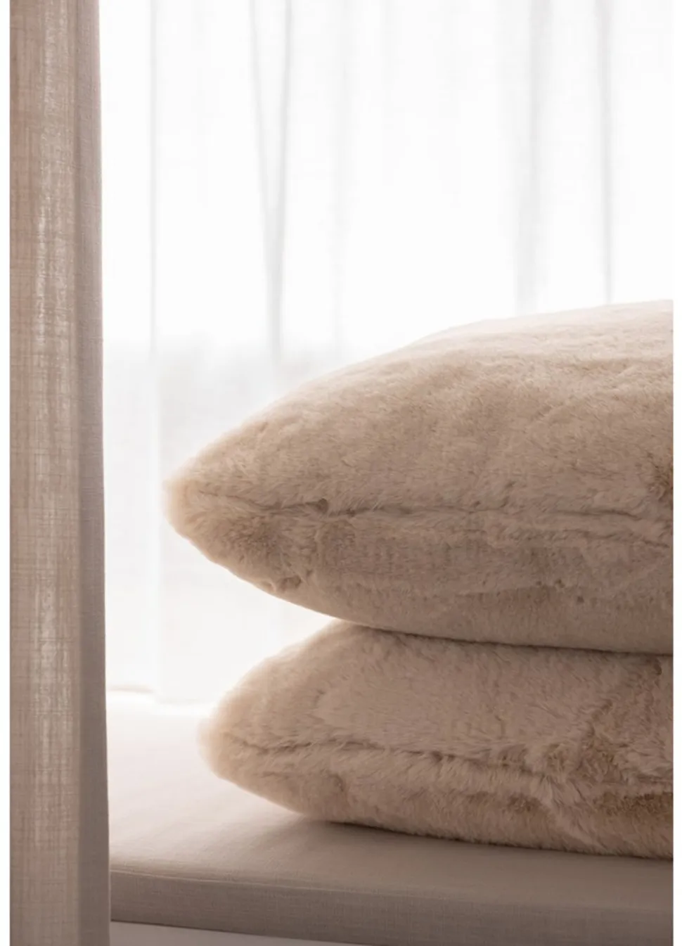 Adalyn Pude, Sand, 50x70 cm