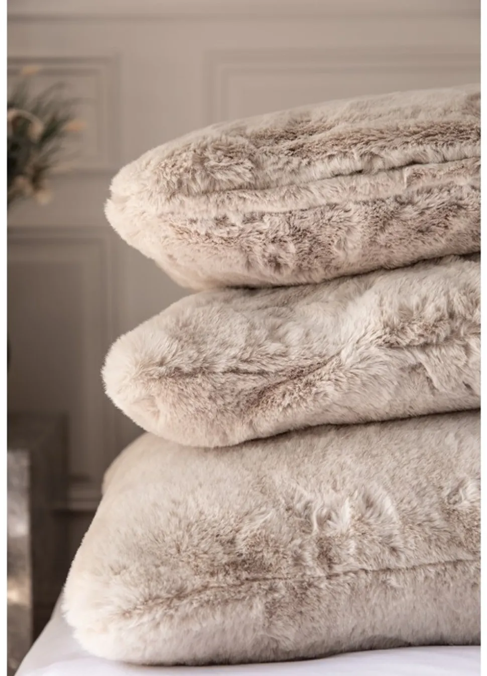 Adalyn Pude, Sand, 50x70 cm