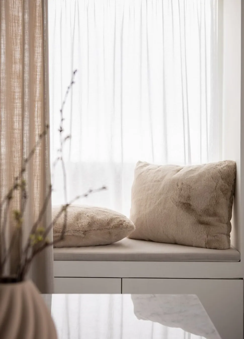 Adalyn Pude, Sand, 50x70 cm