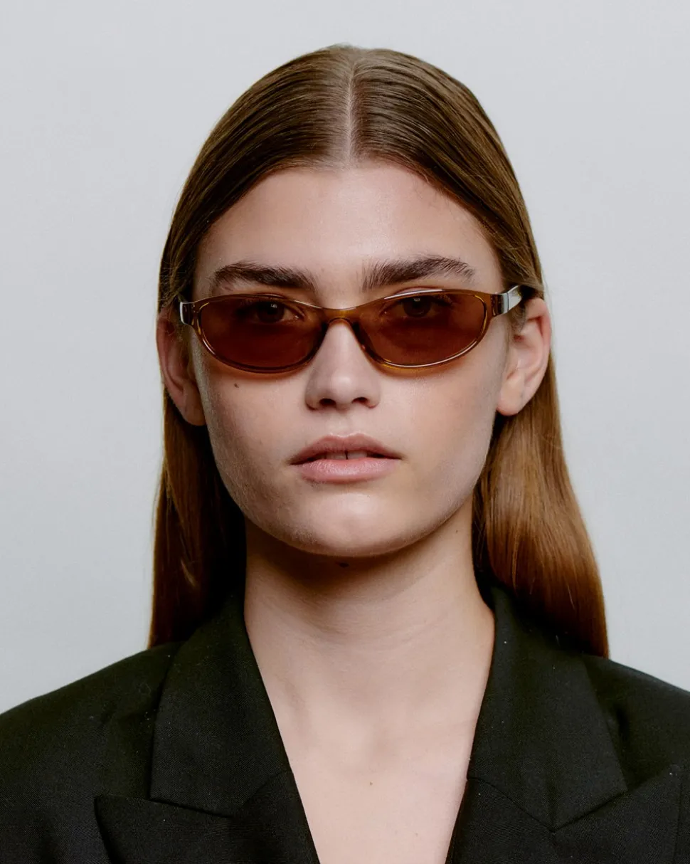 Alexa Solbriller, Smoke Transparent