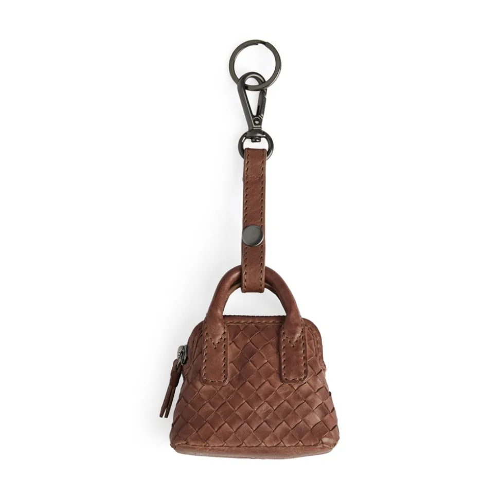 Amaya Charm, Cognac