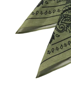 Archive Bandana, Iguana