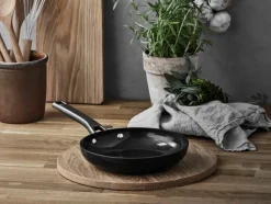 Blavet Stegepande, Ø20 cm