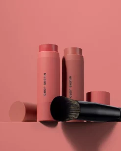 Cheeks & Lips, 7715 Cranberry