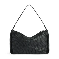 Claudia Taske, Black