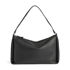 Claudia Taske, Black