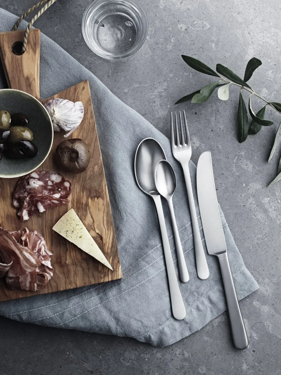 Copenhagen Bestiksæt, Mat, 4 Dele