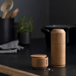 Crush Me Kværn, Oiled