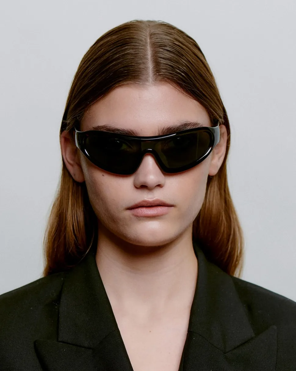 Devon Solbriller, Demi Tortoise