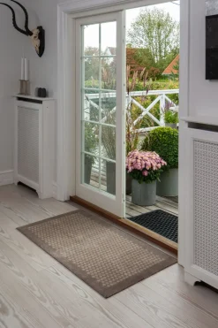 Dot Gulvmåtte, Sand, 67x120 cm