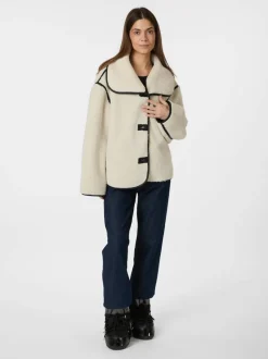 Edmund Teddy Jakke, Ivory, 38