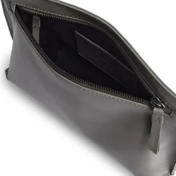 Elle Clutch, Major Brown