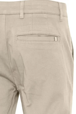 Erico Filip Bukser, Humus, W32/L32