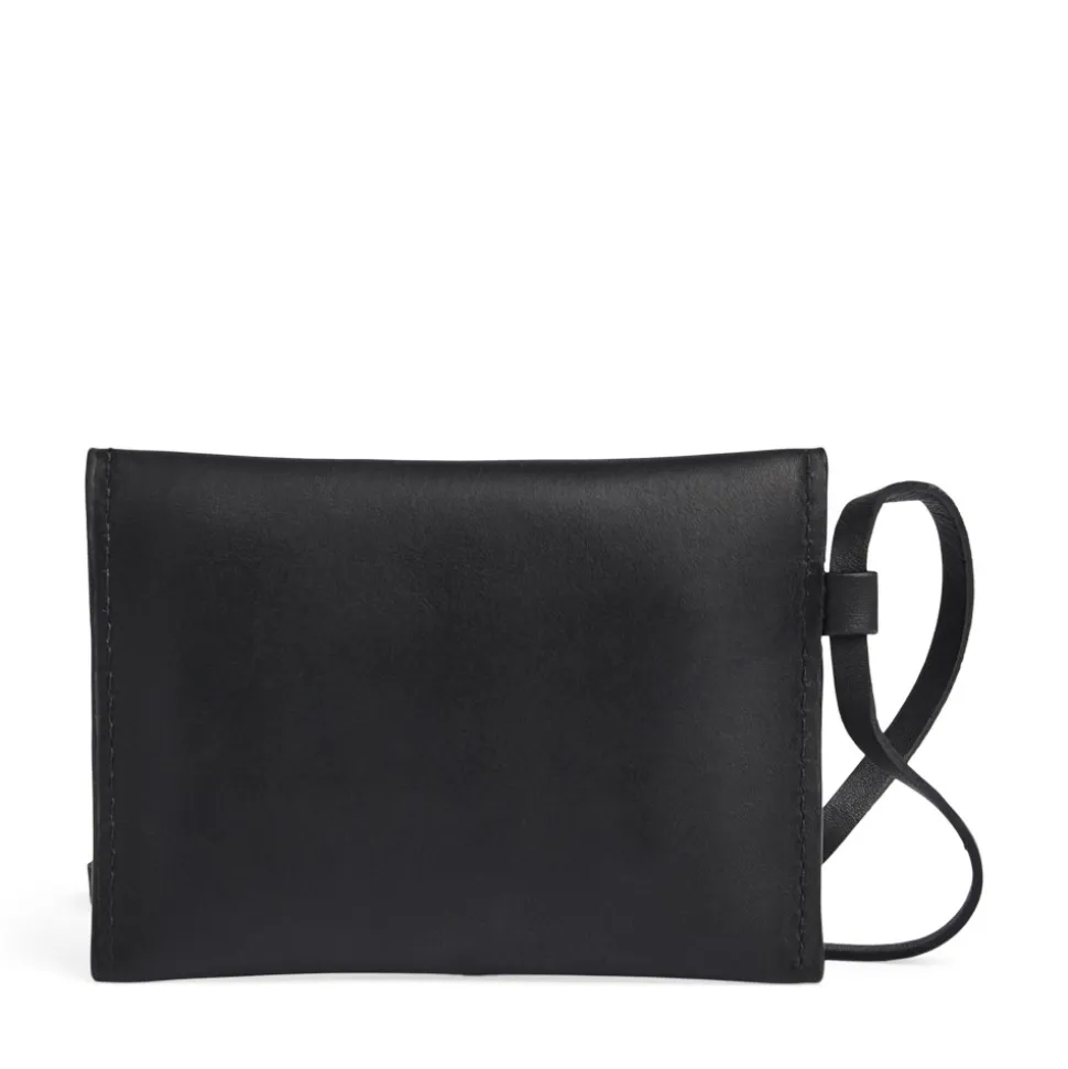Everly Charm, Black