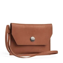 Everly Charm, Cognac