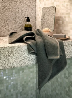 Everyday Håndklæde, Nordic Green, 50x90 cm