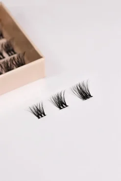 Extended Lash Hybrid Fill Ins
