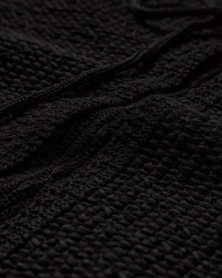 Fiona Strikvest, Black, M