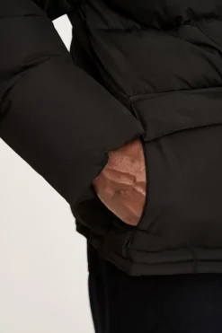 Frank Jakke, Black, L