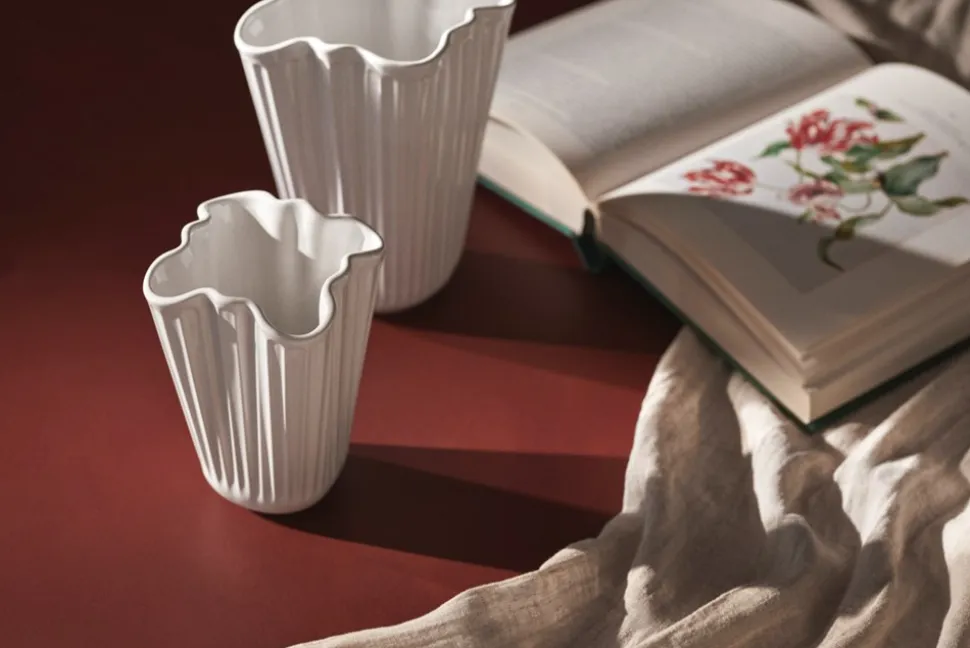 Hammershøi Unfold Vase, White