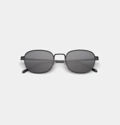 Hello Solbriller, Black