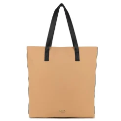 Hunter Shopper, Sand