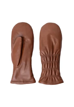 Kara S Vanter, Cognac, L