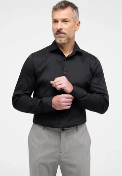 Langærmet Slim Fit Performance Skjorte, Sort, 44