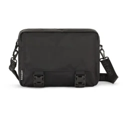 Leo Messenger, Black