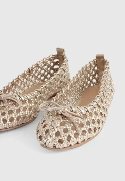 Megan Ballerinasko, Gold, 41