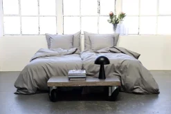 Micro Tern Sengelinned, Grå, 140x200 cm