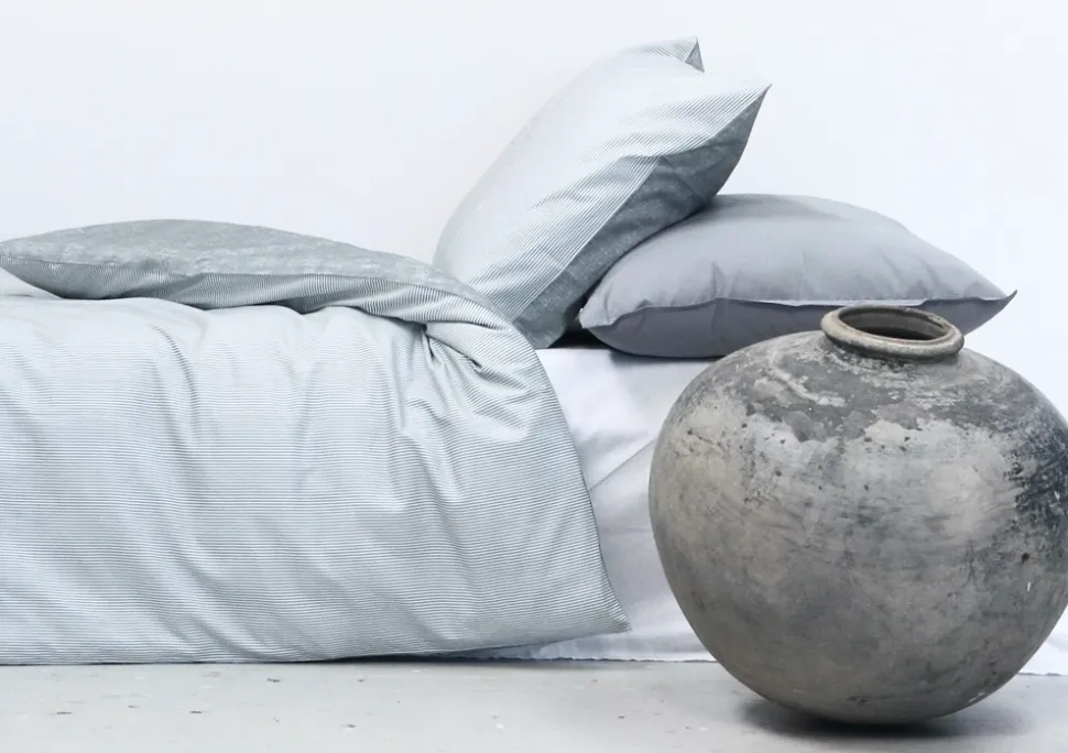 Mini Strib Sengelinned, Grå, 140x200 cm