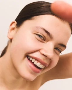 Natural Liquid Concealer, 01 Wind