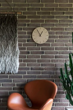 Oak Vægur, Light Oak/Black, Ø38 cm