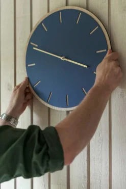 Oak Vægur, Smokey Blue/Gold, Ø28 cm