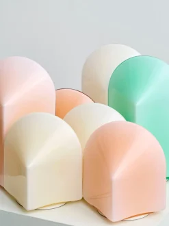 Parade 240 Transportabel Bordlampe, Shell White