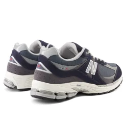 2002R Sneakers, Eclipse/Raincloud, 45.5