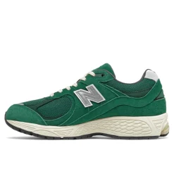 2002R Sneakers, Nightwatch Green/Black Emerald, 40