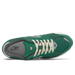 2002R Sneakers, Nightwatch Green/Black Emerald, 40