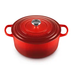 Signature Rund Støbejernsgryde, Cerise, 6,7 L