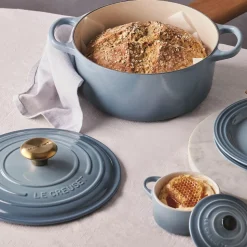 Signature Rund Støbejernsgryde, Chambray, 6,7 L