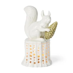 Winter Stories Egern På Træstub Lysestage, White